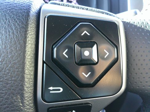 Used 2023 Toyota 4Runner SR5 Premium image 19