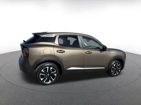 Used 2026 Nissan Kicks SV w/ Cold Weather Package AWD/4WD image 12