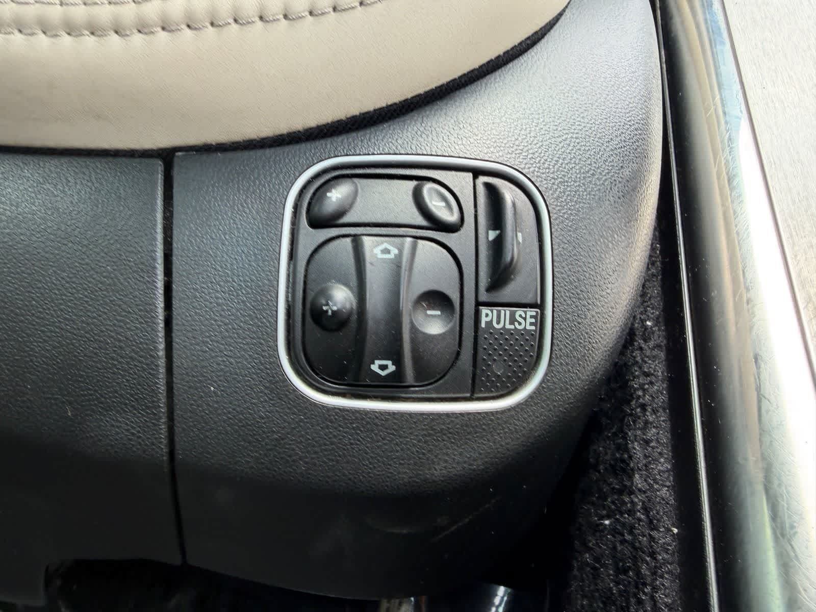 Used 2009 Mercedes-Benz SL 63 AMG image 12