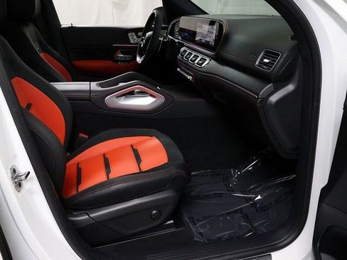 Certified 2025 Mercedes-Benz GLE 53 AMG 4MATIC image 38