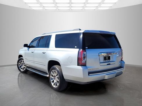 Used 2019 GMC Yukon XL Denali RWD image 7