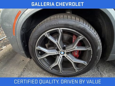 Used 2024 BMW X5 sDrive40i w/ M Sport Package RWD image 4