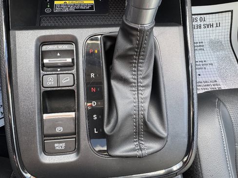 Used 2025 Honda CR-V EX-L image 21