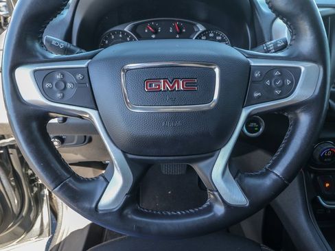 Used 2020 GMC Terrain SLE w/ Driver Convenience Package image 17