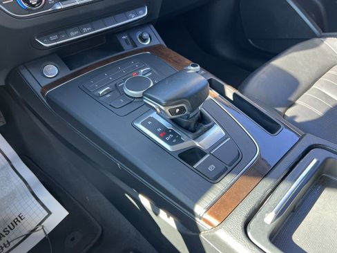 Used 2019 Audi Q5 2.0T Premium image 19