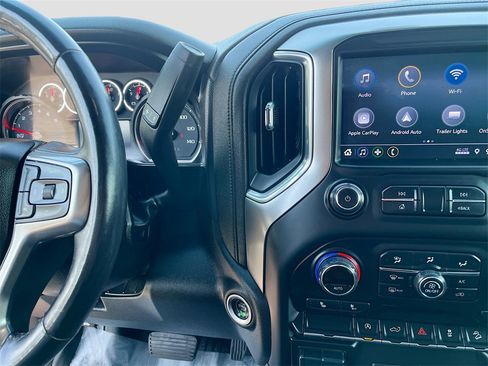 Used 2021 Chevrolet Silverado 1500 RST image 16