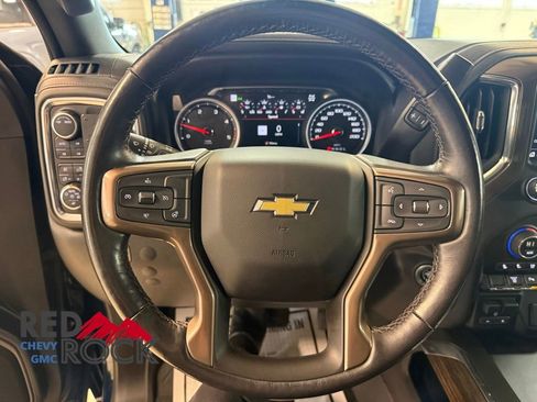 Used 2022 Chevrolet Silverado 3500 High Country image 9