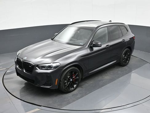 Used 2024 BMW X3 M40i w/ Premium Package image 26