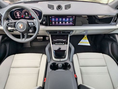 New 2026 Porsche Cayenne S image 22