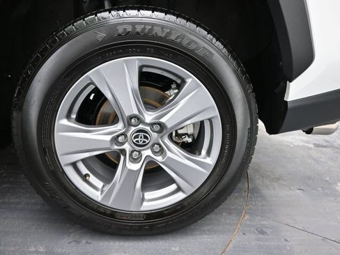 Certified 2025 Toyota RAV4 XLE image 40