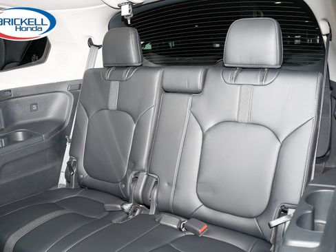 Certified 2023 Honda Pilot Touring image 22