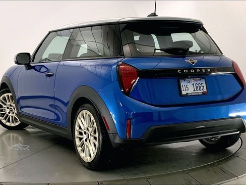 New 2025 MINI Cooper S image 2