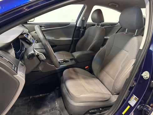 Used 2011 Hyundai Sonata SE FWD image 18