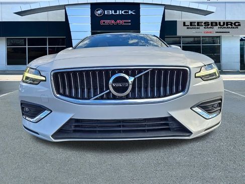 Used 2020 Volvo S60 T6 Inscription image 2