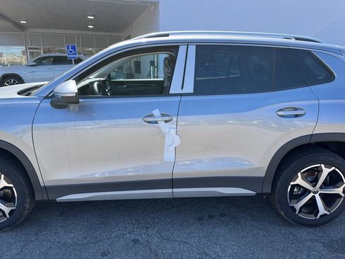 New 2026 Volkswagen Tiguan SE image 18