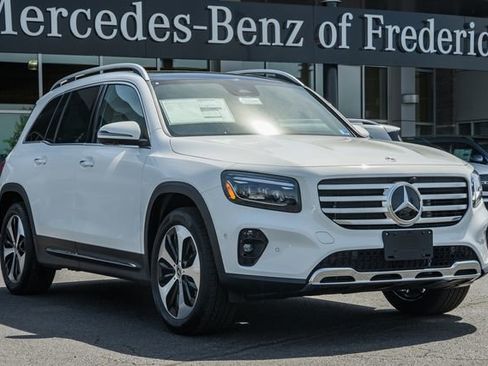 New 2026 Mercedes-Benz GLB 250 4MATIC image 1
