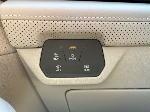 New 2026 Volkswagen Atlas SE image 26