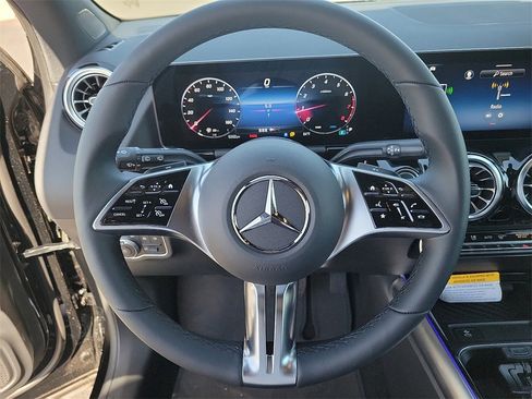 New 2025 Mercedes-Benz GLA 250 GLA 250 image 17
