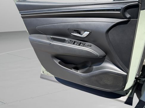 Used 2023 Hyundai Santa Cruz SEL FWD image 9