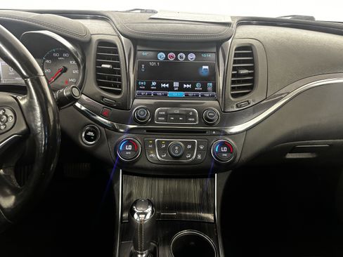 Used 2017 Chevrolet Impala Premier w/ Enhanced Convenience Package image 24