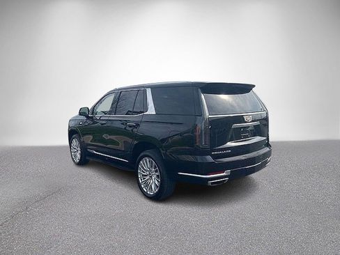 Used 2025 Cadillac Escalade Premium Luxury AWD/4WD image 7