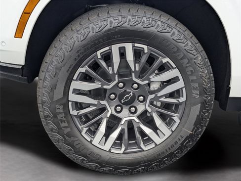 New 2026 Chevrolet Tahoe Z71 w/ Z71 Off-Road Package AWD/4WD image 41