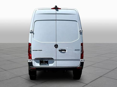 New 2025 Mercedes-Benz Sprinter 2500 image 4