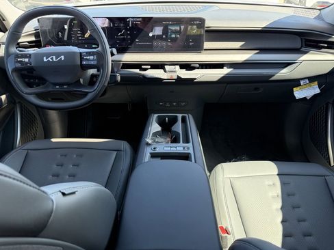 New 2026 Kia EV9 Wind image 13