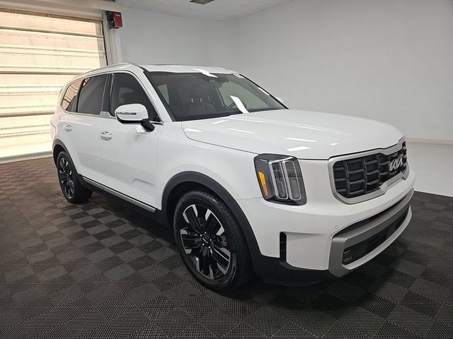 Certified 2023 Kia Telluride SX Prestige AWD/4WD image 2