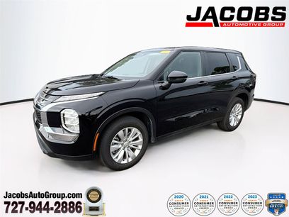 Used 2025 Mitsubishi Outlander ES
