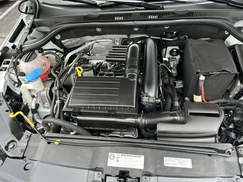 Used 2017 Volkswagen Jetta S image 15