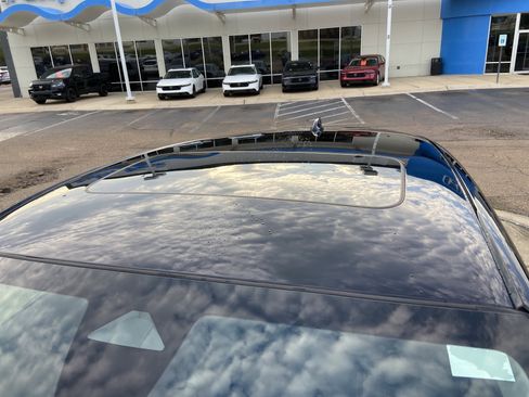 New 2026 Honda HR-V EX-L image 15