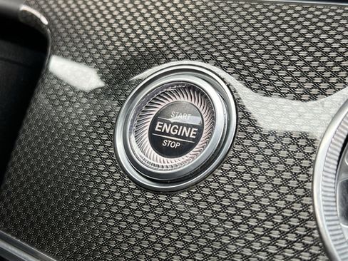 Used 2019 Mercedes-Benz E 63 AMG S image 33