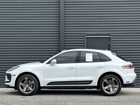 Used 2023 Porsche Macan image 10