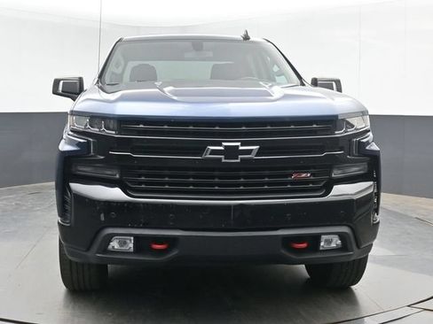 Used 2019 Chevrolet Silverado 1500 LT Trail Boss w/ Convenience Package AWD/4WD image 3