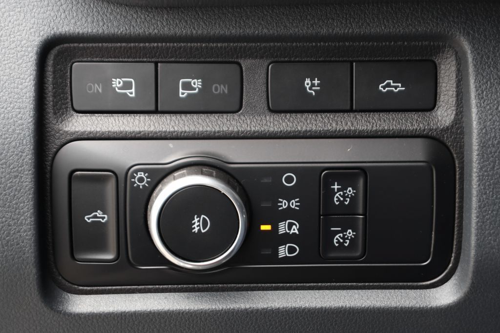 Used 2024 Ford F250 Platinum AWD/4WD image 23