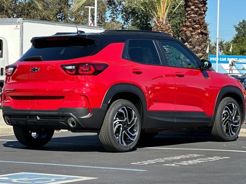 New 2026 Chevrolet TrailBlazer RS w/ Driver Confidence Package image 3