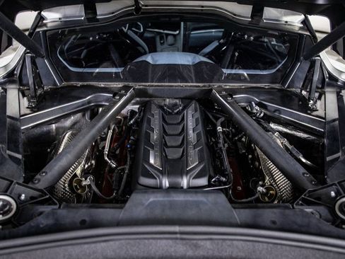 Used 2023 Chevrolet Corvette Stingray Premium Cpe w/ Battery Protection Package image 9