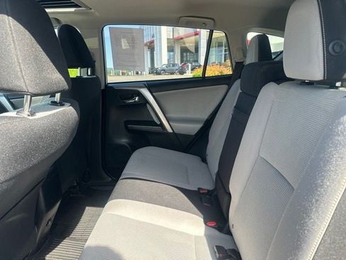Used 2017 Toyota RAV4 XLE w/ All Weather Liner Package AWD/4WD image 13