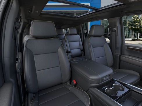 New 2025 Chevrolet Suburban Premier w/ Sun And Tow Package image 16