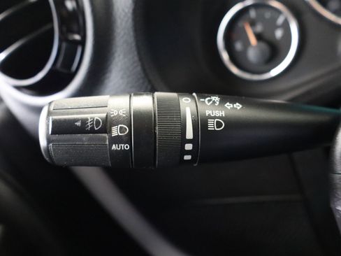 Used 2014 Jeep Wrangler Altitude image 27