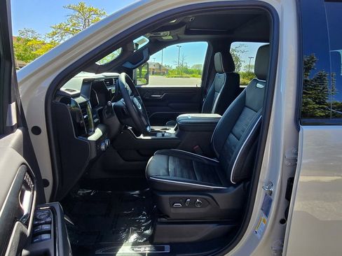 New 2026 GMC Sierra 2500 AT4X AWD/4WD image 15
