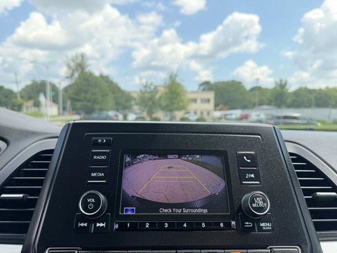 Used 2018 Honda Odyssey LX image 14