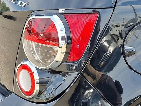 Used 2016 Chevrolet Sonic LT w/ Wheels and Fog Lamp Package image 29