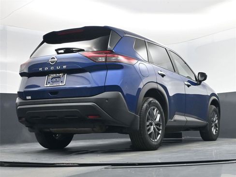 Used 2021 Nissan Rogue S image 23