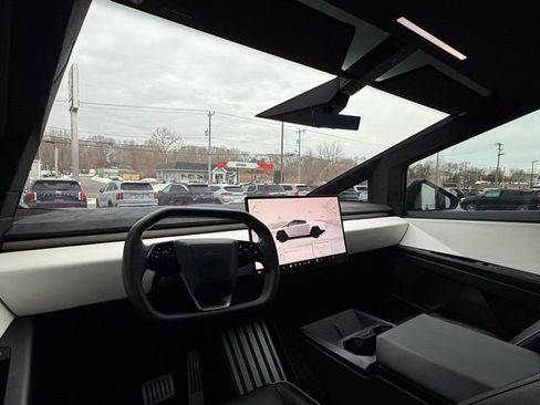 Used 2024 Tesla Cybertruck Cyberbeast image 28