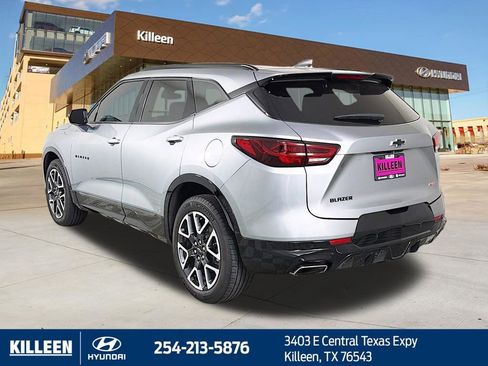 Used 2024 Chevrolet Blazer RS w/ Enhanced Convenience Package FWD image 5
