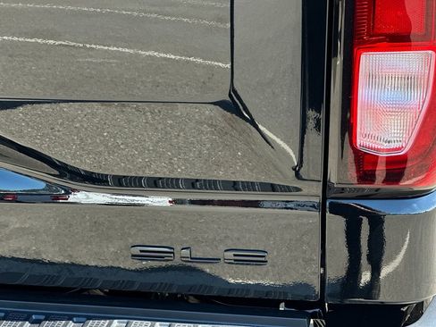 New 2026 GMC Sierra 1500 SLE w/ Preferred Package image 25