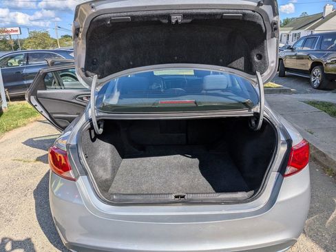 Used 2016 Chrysler 200 Limited w/ Anniversary Edition image 23