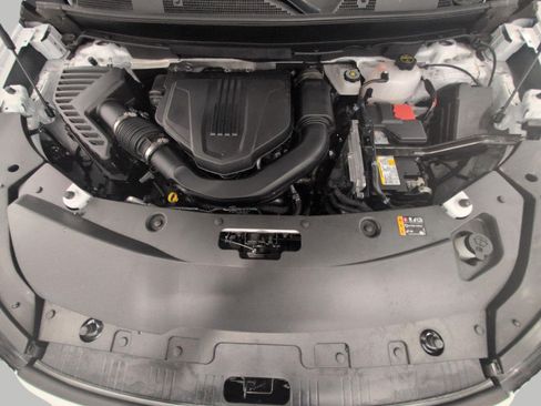Used 2026 Buick Enclave Sport Touring AWD/4WD image 8